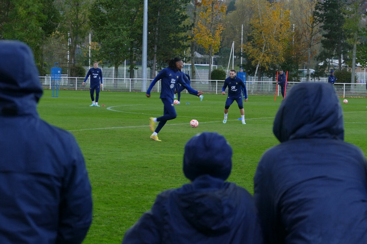 Jeudi après-midi, des jeunes du Pôle espoir de la Ligue de football de Normandie ont assisté à l'entraînement.