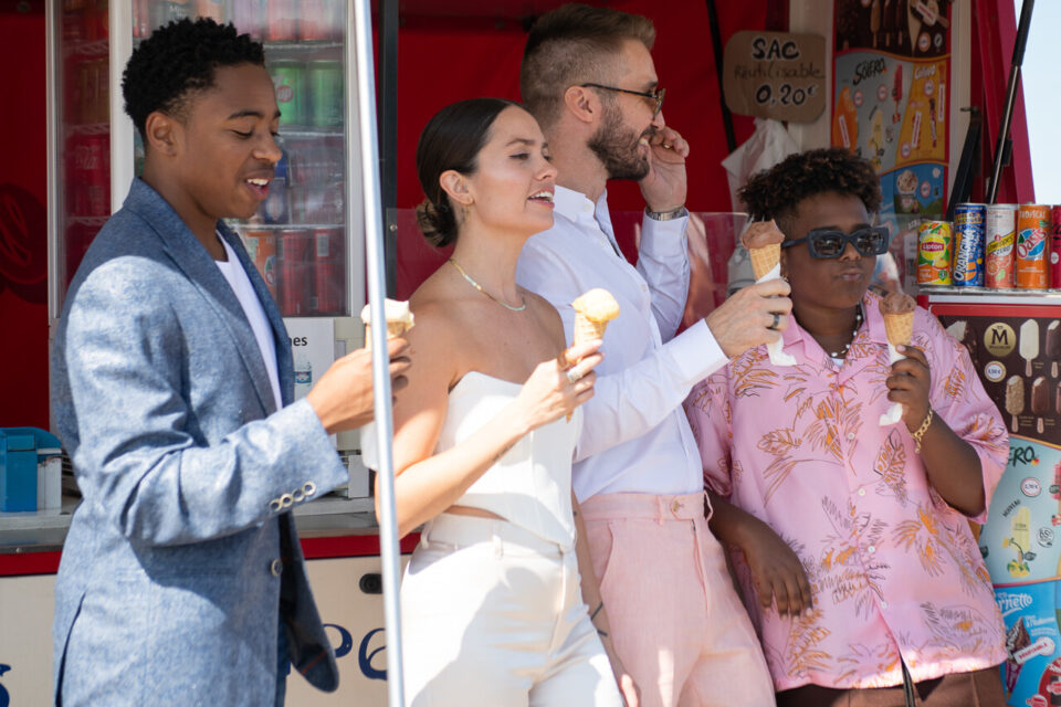 Pause glace pour l'équipe du film