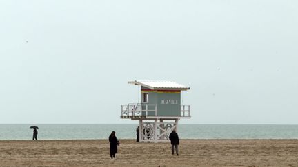 A l’occasion du centenaire des Planches de Deauville en 2024, le réalisateur Claude Lelouch est venu honorer la fête des amoureux. (FRANCE 3 CAEN)