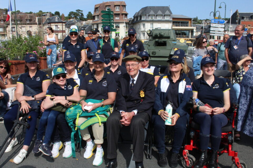 Henri D'Oultremont est venu à la rencontre des athlètes paralympiques australiennes, qui s'entraînent à Deauville.