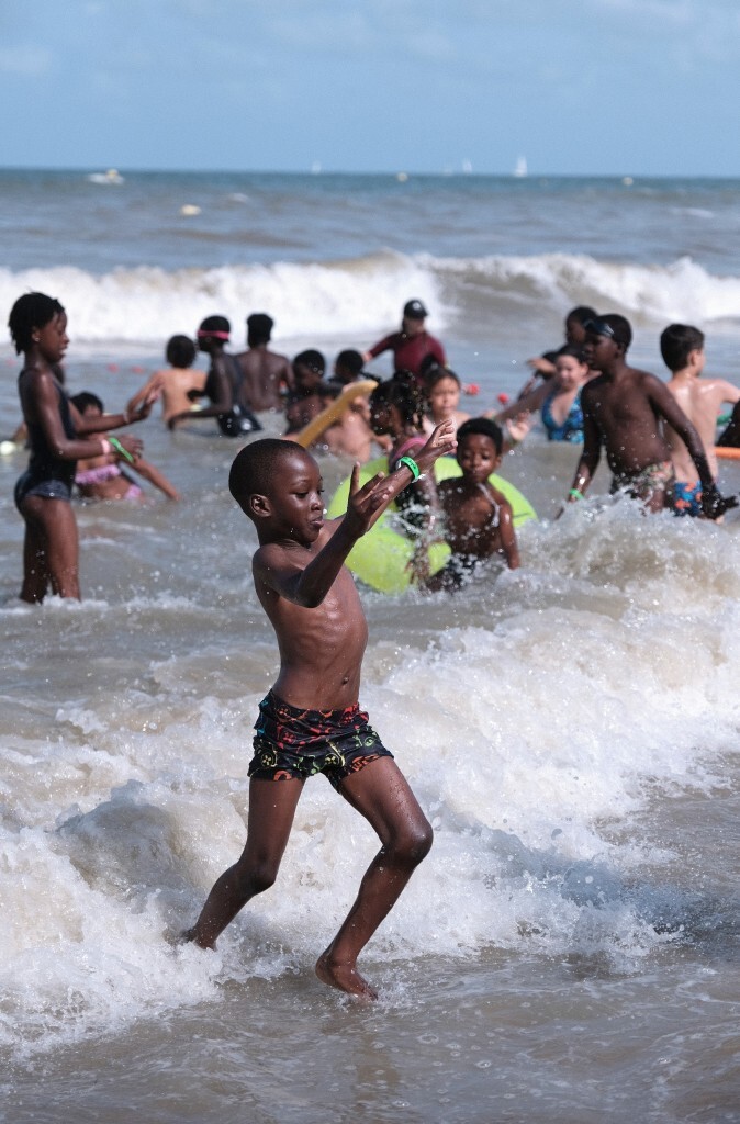 Les sourires sont sur tous les visages.