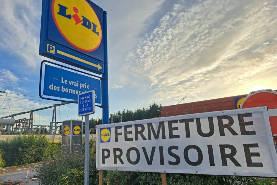Le magasin de la zone d'activités de Touques, à l'entrée de Deauville sera resté fermé plus de deux mois.