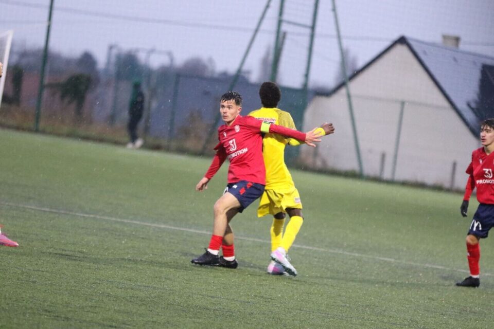 Mondeville s'est incliné 4-0 contre l'AS Trouville-Deauville-Villers en finale régionale de la Coupe Gambardella.