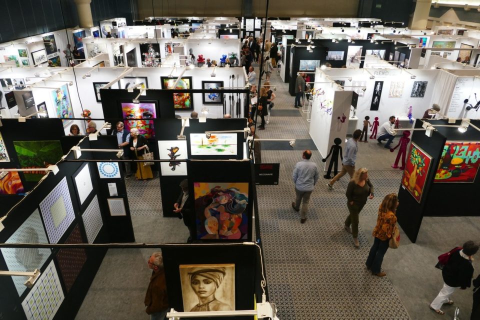 Du 20 au 22 avril 2019, la deuxième édition du salon Art Shopping Deauville se tient au Centre international de Deauville.